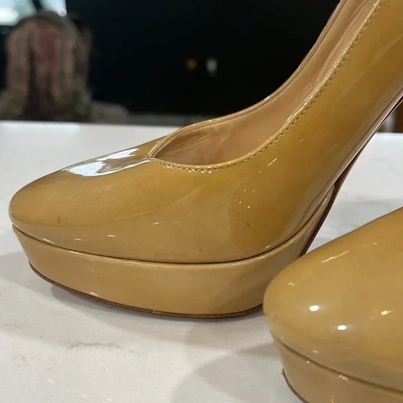 Jimmy Choo’s - Picture 4 of 6